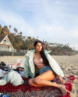 Radhika Seth feet photo 18
