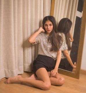 Radhika Seth feet photo 4