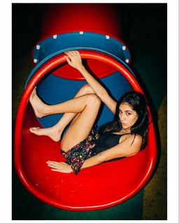 Radhika Seth feet photo 5