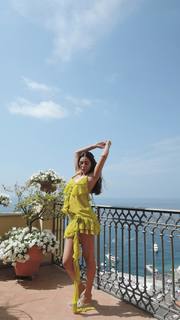 Radhika Seth feet photo 16