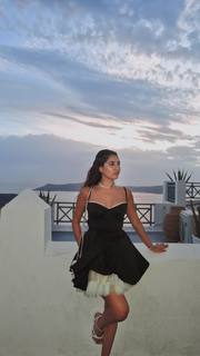 Radhika Seth feet photo 14