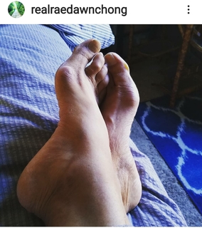 Rae Dawn Chong feet photo 4