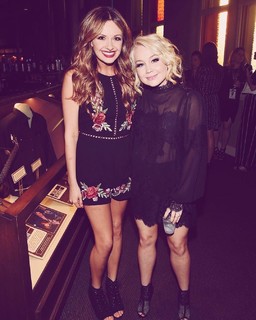 RaeLynn feet photo 3