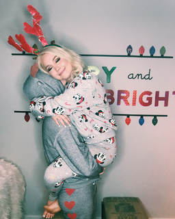 RaeLynn feet photo 13