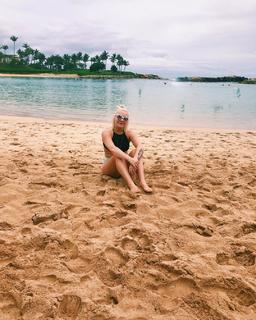 RaeLynn feet photo 18