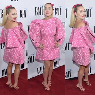 RaeLynn feet photo 5