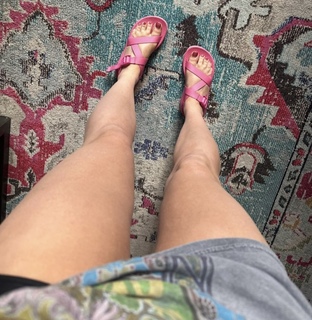 RaeLynn feet photo 18