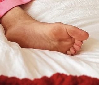 RaeLynn feet photo 15
