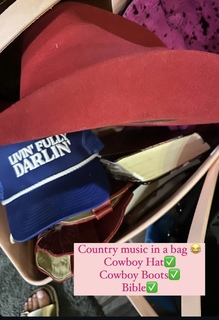 RaeLynn feet photo 7