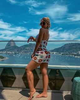 Rafa Kalimann feet photo thumbnail