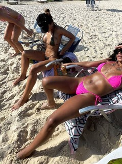 Rafa Kalimann feet photo thumbnail