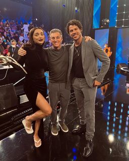 Rafa Kalimann feet photo thumbnail