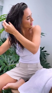 Rafa Kalimann feet photo thumbnail