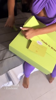 Rafa Kalimann feet photo thumbnail