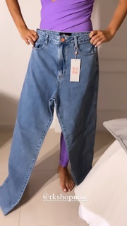 Rafa Kalimann feet photo thumbnail