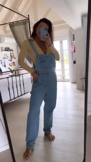 Rafa Kalimann feet photo thumbnail