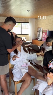 Rafa Kalimann feet photo thumbnail