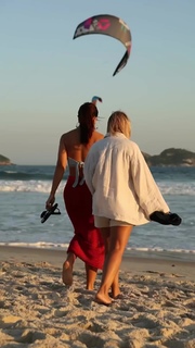 Rafa Kalimann feet photo thumbnail