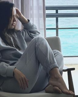 Rafa Kalimann feet photo thumbnail