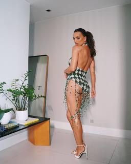 Rafa Kalimann feet photo thumbnail