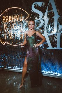 Rafa Kalimann feet photo thumbnail