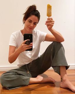 Rafaela Mandelli feet photo 8