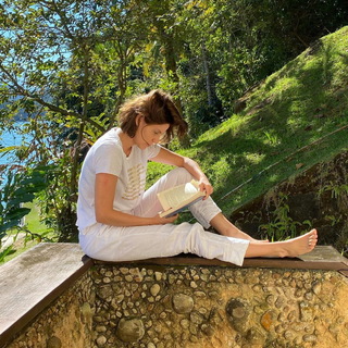 Rafaela Mandelli feet photo 1
