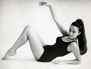 Raffaella Carrà feet photo 3