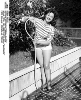 Raffaella Carrà feet photo 13