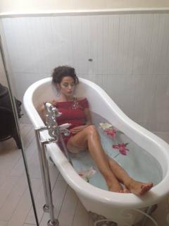 Raffaella Fico feet photo thumbnail