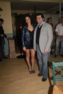 Raffaella Fico feet photo thumbnail