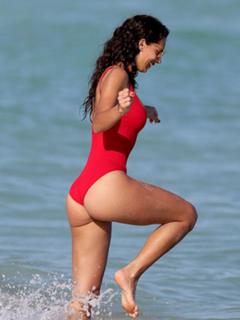 Raffaella Modugno feet photo 15