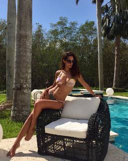Raffaella Modugno feet photo 2