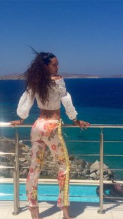 Raffaella Modugno feet photo 8
