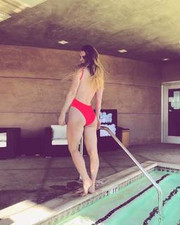 Ragga Ragnars feet photo thumbnail