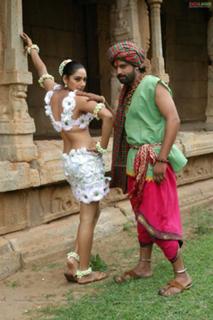 Ragini Dwivedi feet photo 12