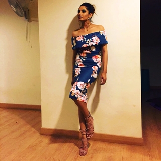 Ragini Dwivedi feet photo 20