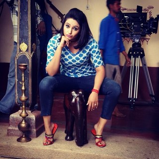 Ragini Dwivedi feet photo 19