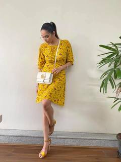 Ragini Dwivedi feet photo 5