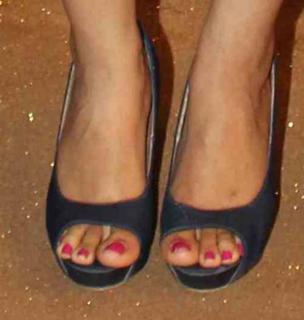 Ragini Khanna feet photo 1