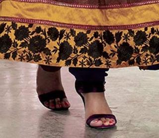 Ragini Khanna feet photo 14