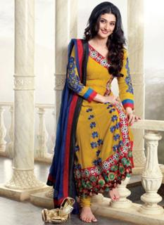 Ragini Khanna feet photo 8