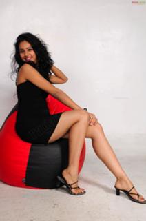 Rahul Preet Singh feet photo 4