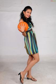 Rahul Preet Singh feet photo 14