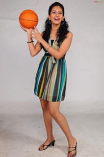 Rahul Preet Singh feet photo 4