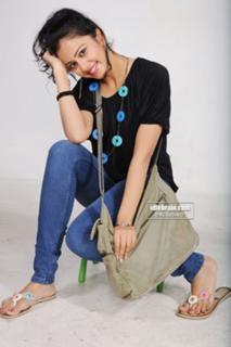 Rahul Preet Singh feet photo 4