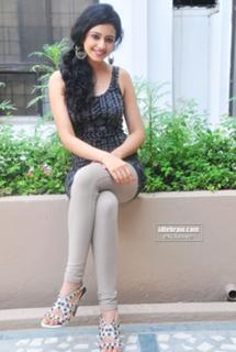 Rahul Preet Singh feet photo 10