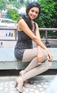 Rahul Preet Singh feet photo 5