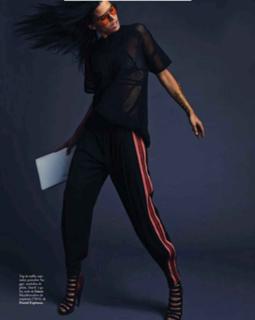 Raica Oliveira feet photo 8