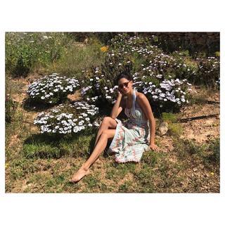Raica Oliveira feet photo 5